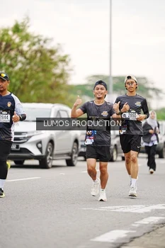Runner Photo 2672956