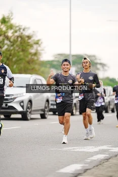 Runner Photo 2672958