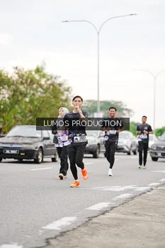 Runner Photo 2673006