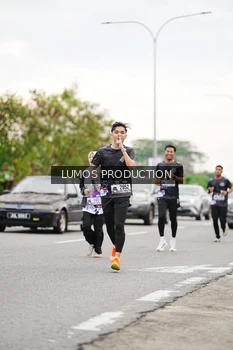 Runner Photo 2673021