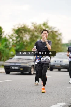 Runner Photo 2673036