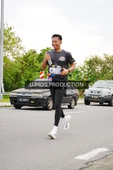 Runner Photo 2673074