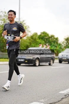 Runner Photo 2673084