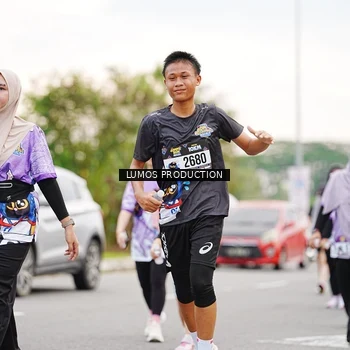 Runner Photo 2673182