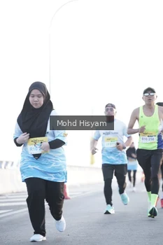 Runner Photo 2674013
