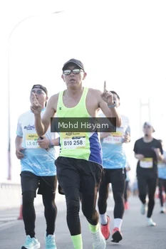 Runner Photo 2674014
