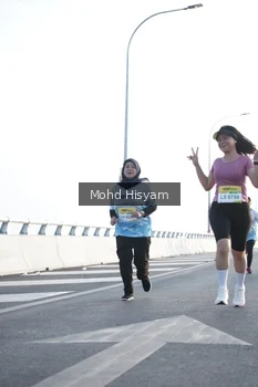 Runner Photo 2674565