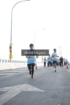 Runner Photo 2674572