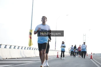 Runner Photo 2674604