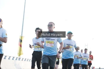 Runner Photo 2674628