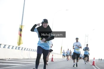 Runner Photo 2674648