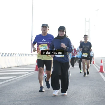 Runner Photo 2674663