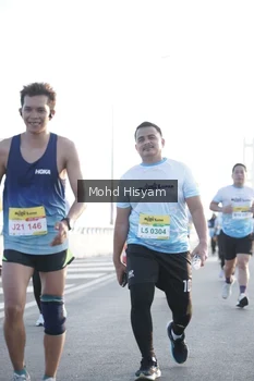 Runner Photo 2674716
