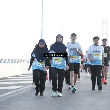 Runner Photo 2674728