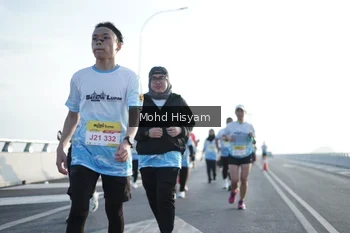 Runner Photo 2675156