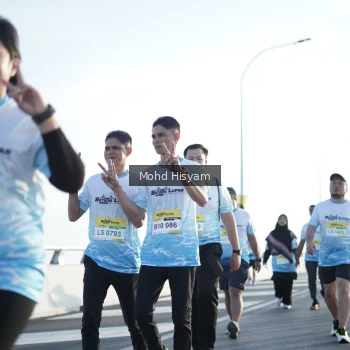 Runner Photo 2675591