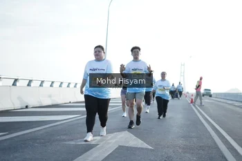 Runner Photo 2675873