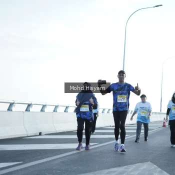 Runner Photo 2675910