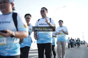 Runner Photo 2676243