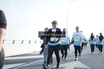 Runner Photo 2676256
