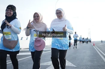 Runner Photo 2676406