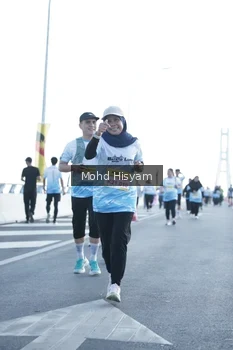 Runner Photo 2676534