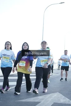 Runner Photo 2676596