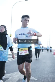 Runner Photo 2676682