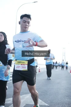 Runner Photo 2676683