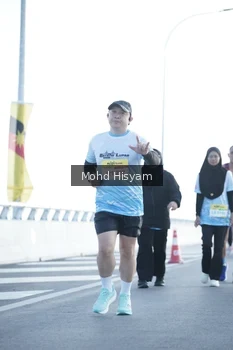 Runner Photo 2676699