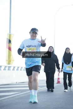 Runner Photo 2676701