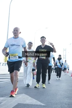 Runner Photo 2676765
