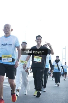 Runner Photo 2676768