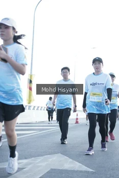 Runner Photo 2676811