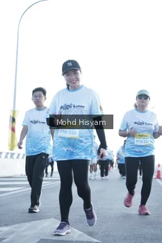 Runner Photo 2676815