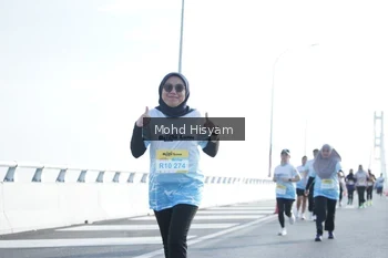 Runner Photo 2677456