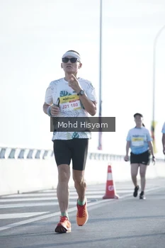 Runner Photo 2677498