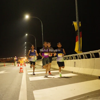Runner Photo 2678064