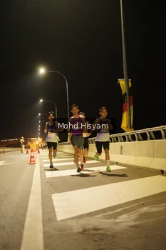 Runner Photo 2678065