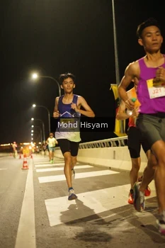 Runner Photo 2678071
