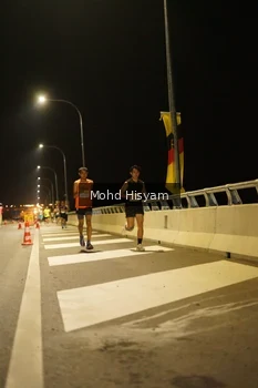 Runner Photo 2678081