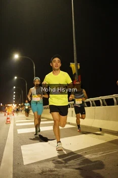 Runner Photo 2678093