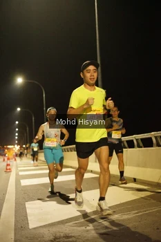 Runner Photo 2678096