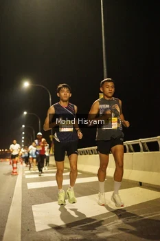 Runner Photo 2678127