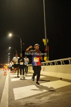 Runner Photo 2678135