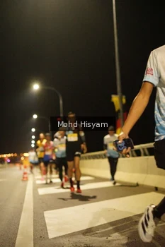 Runner Photo 2678143