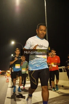 Runner Photo 2678176