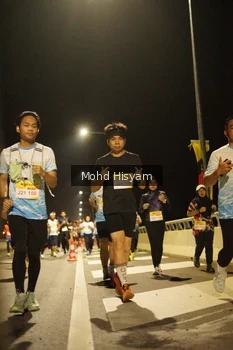 Runner Photo 2678330