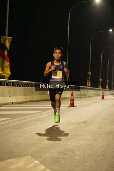 Runner Photo 2678594