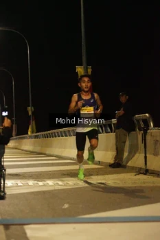 Runner Photo 2678609
